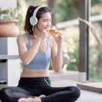 Melodi Penenang Jiwa Menjelajahi Manfaat Mendengarkan Musik Saat Sedang Stres