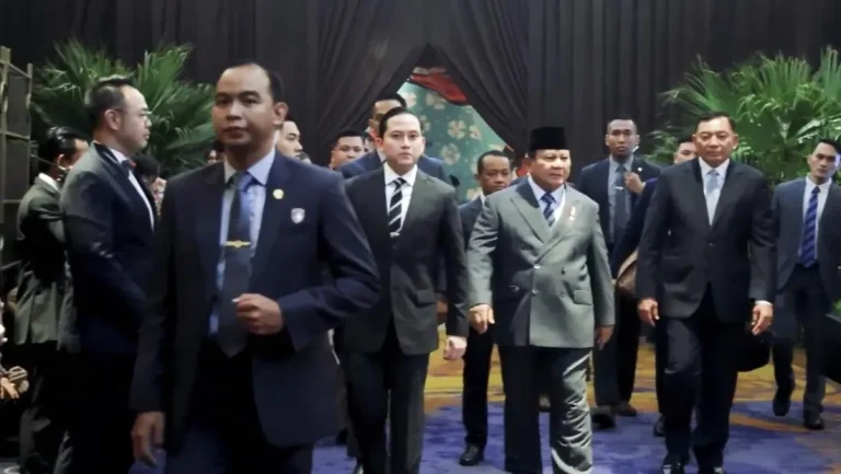 Ketika Politik Bersua Gemerlap Selebriti Presiden Prabowo Subianto Hadiri Resepsi El Rumi Dan Syifa Hadju